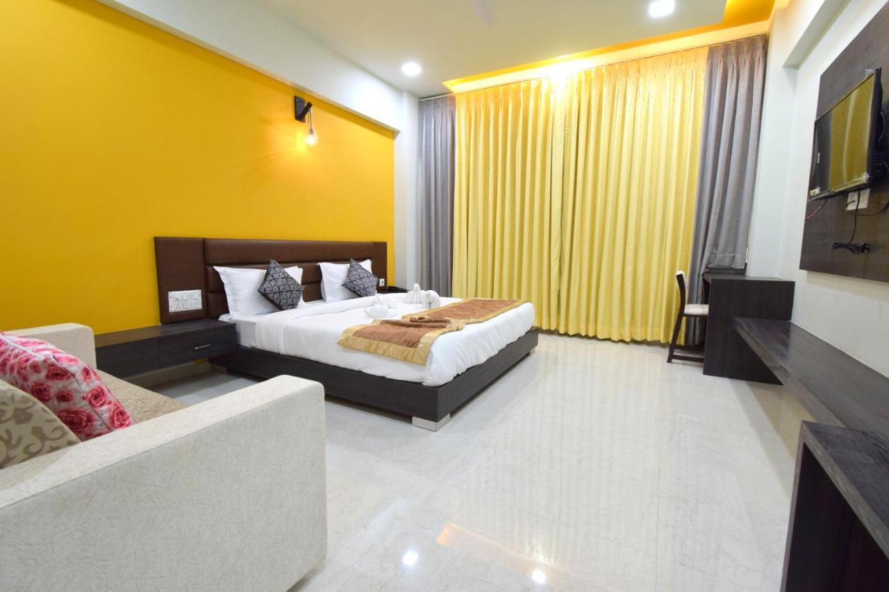 The Sky Imperial- Hotel Gopal Darshan Nāthdwāra Extérieur photo
