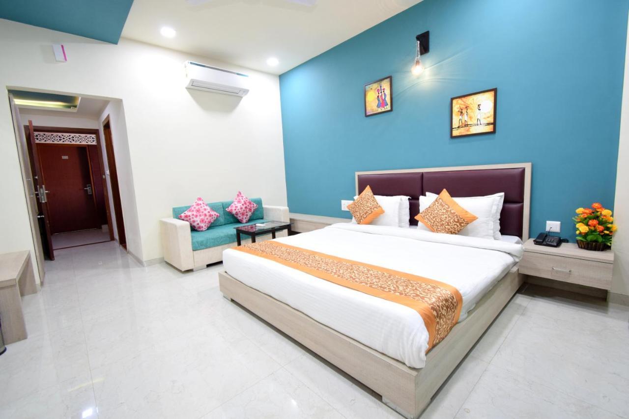 The Sky Imperial- Hotel Gopal Darshan Nāthdwāra Extérieur photo